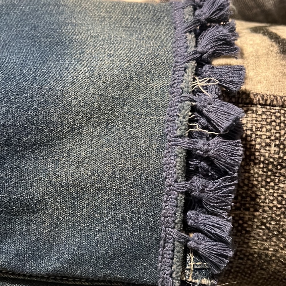 NWT Signature Studio Classic Rise Crop - Picture 5 of 11